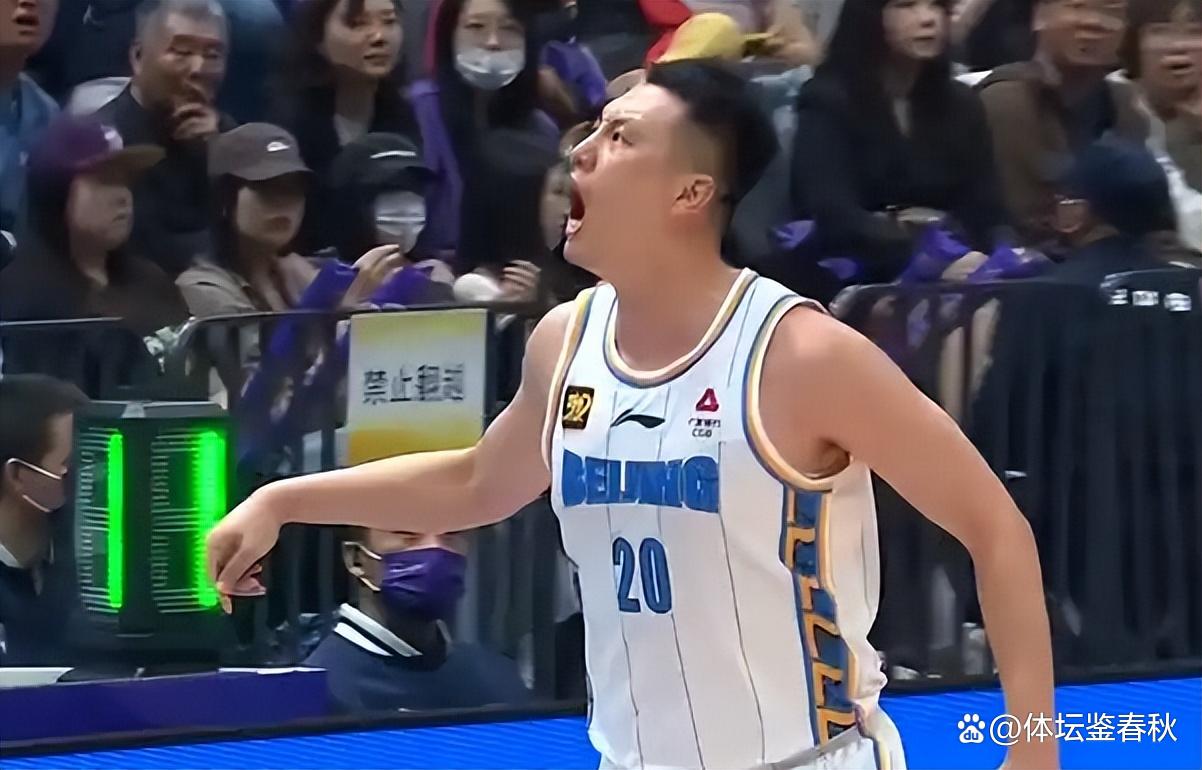 包含巴塞罗那状态回暖备战中超赛后北京首钢备战NBA总决赛，加时末段尤文图斯战术微调看傻球迷的词条